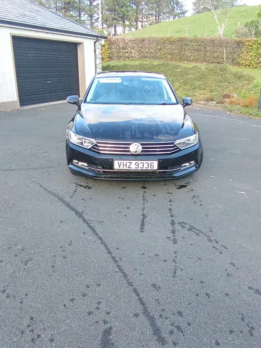 VW PASSAT 2.0 Diesel SE 2017 - Image 2