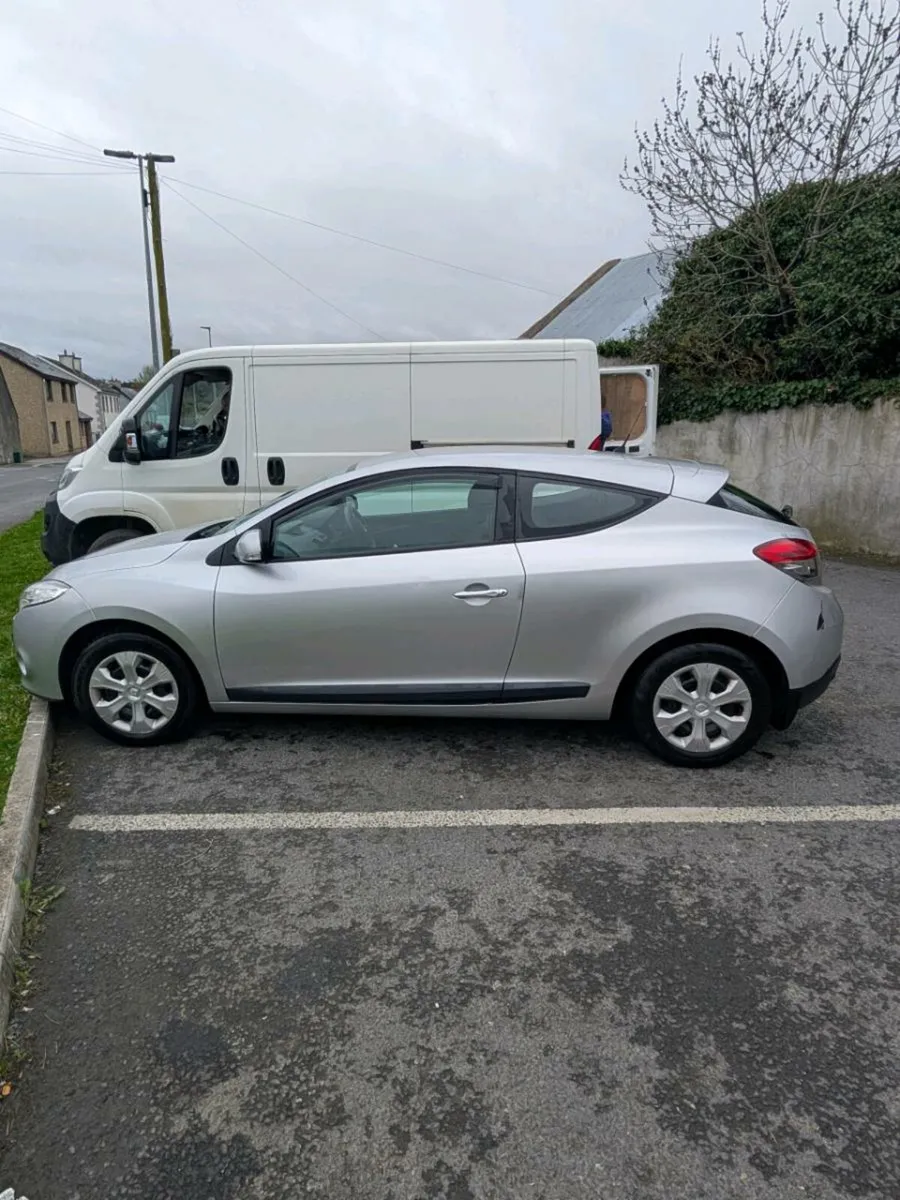 Renault Megane 1.5 DCI 90 2DR, 2012 - Image 1