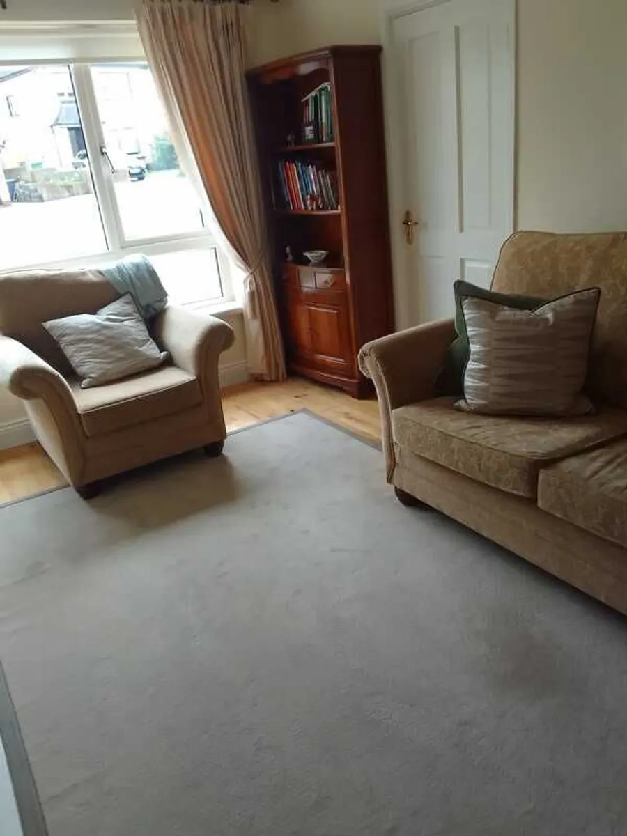 Couch - Image 2