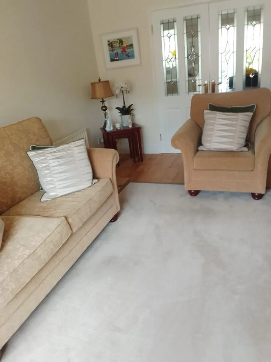 Couch - Image 3