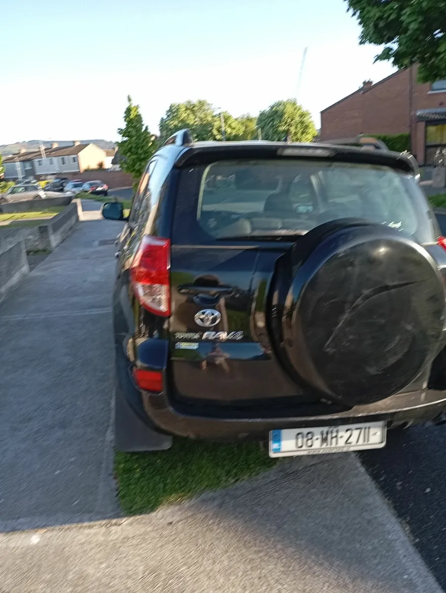 Toyota RAV4 2008 - Image 1