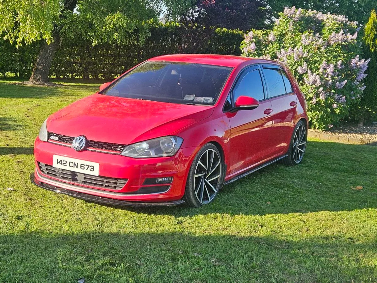 Volkswagen golf 2.0 tdi bluemotion - Image 1