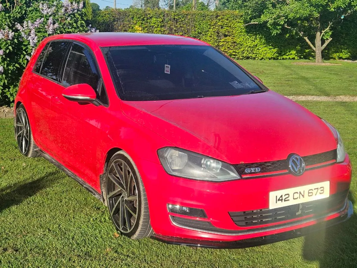 Volkswagen golf 2.0 tdi bluemotion - Image 2