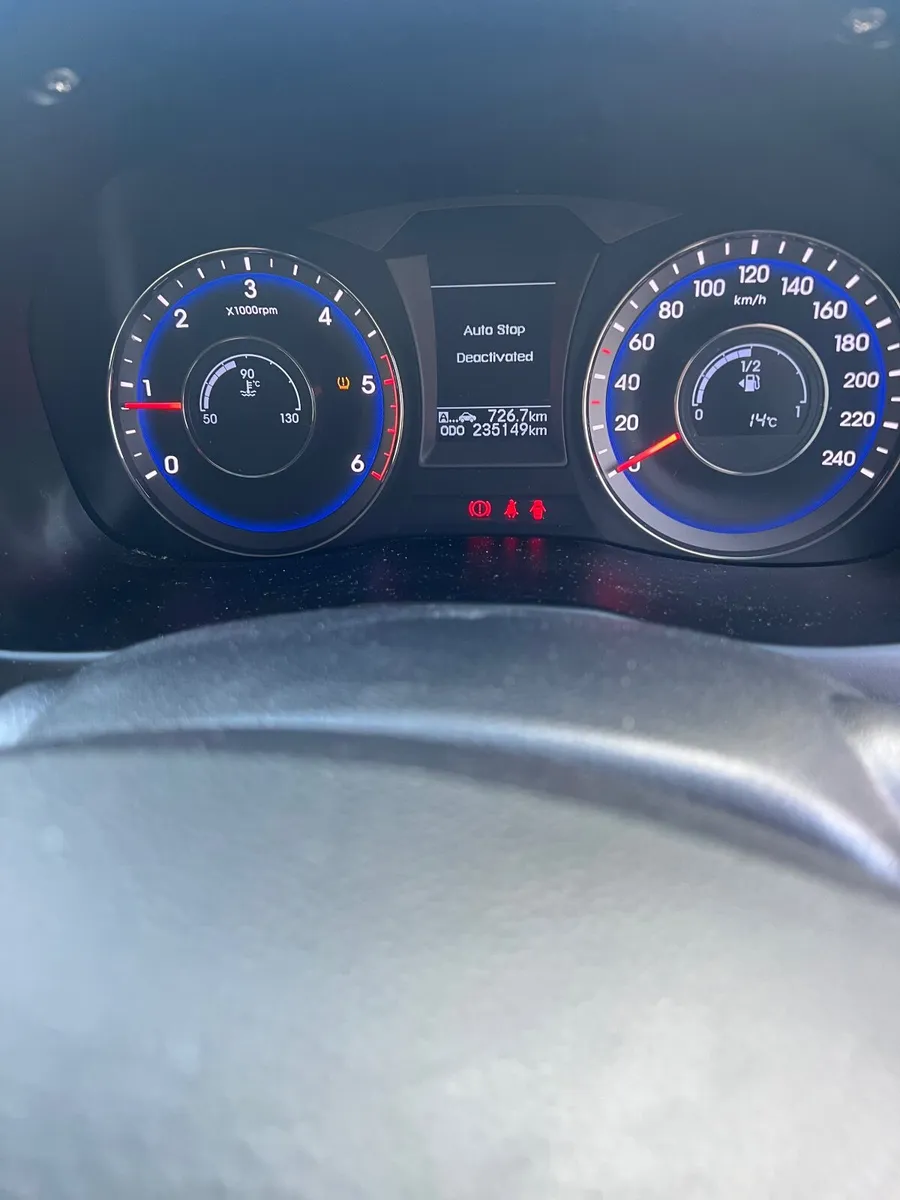 Hyundai i40 2015 - Image 2