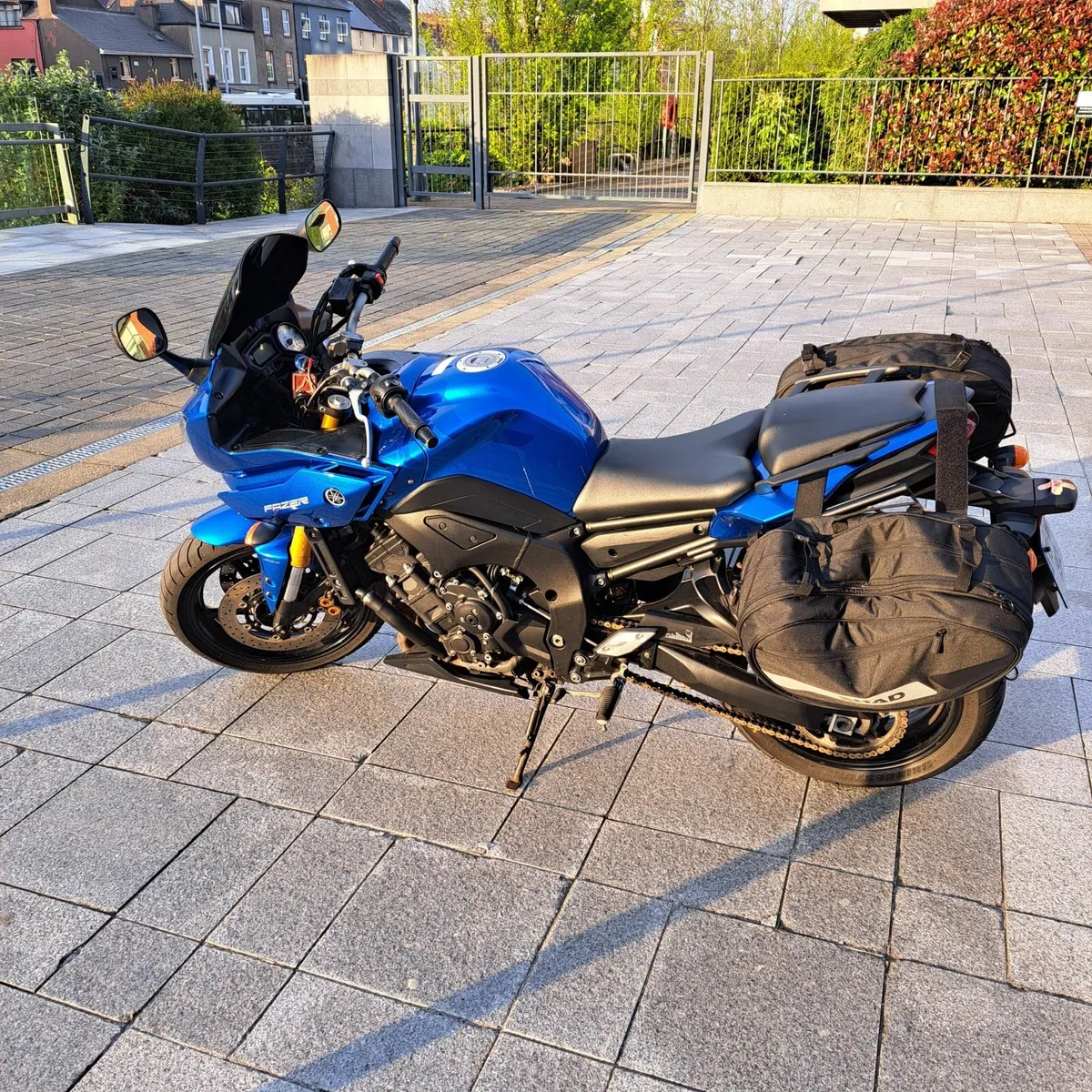 YAMAHA FZ8 2013 - Image 4