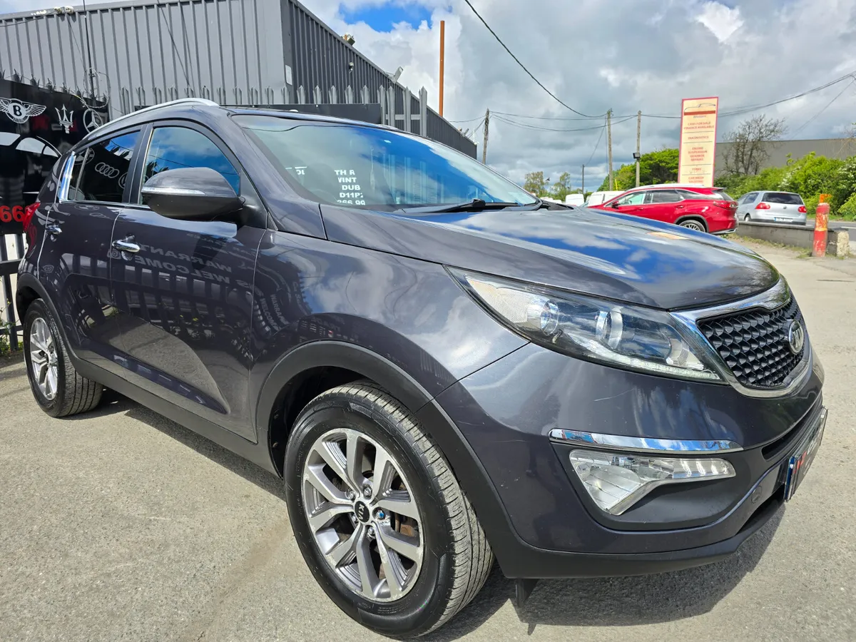142 Kia Sportage 1.7 Diesel, VERY CLEAN, WARRANTY - Image 4