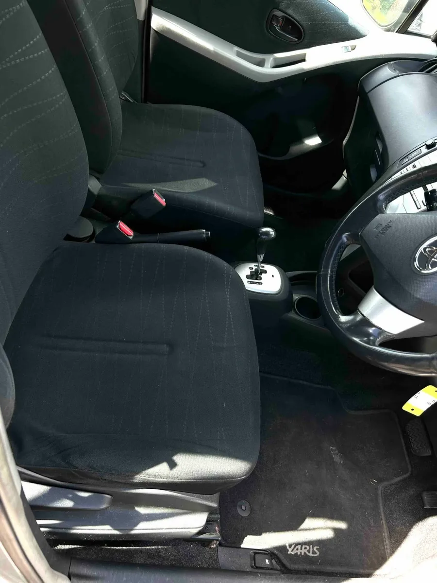 Toyota Yaris  Automatic 2007 - Image 3