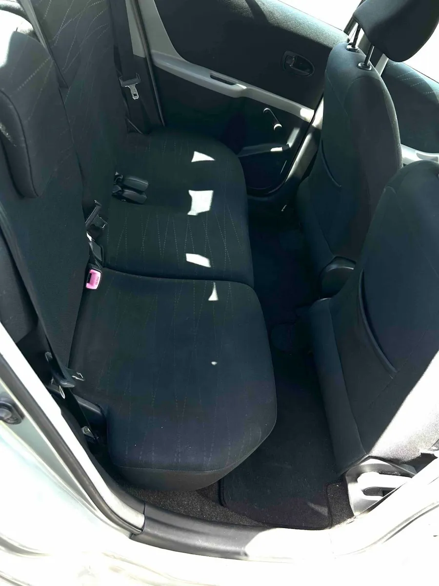Toyota Yaris  Automatic 2007 - Image 4