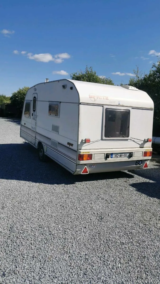 Caravan - Image 1