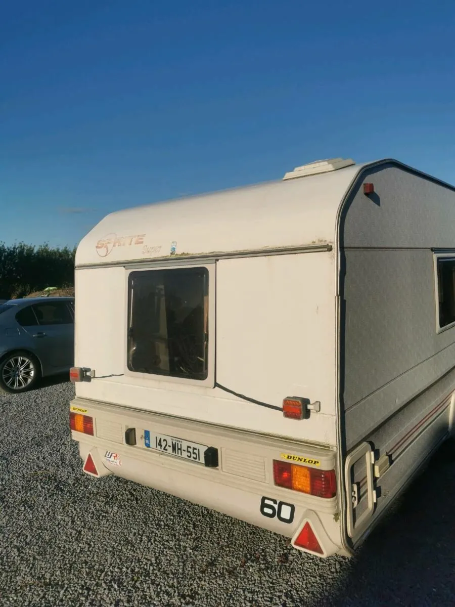 Caravan - Image 2