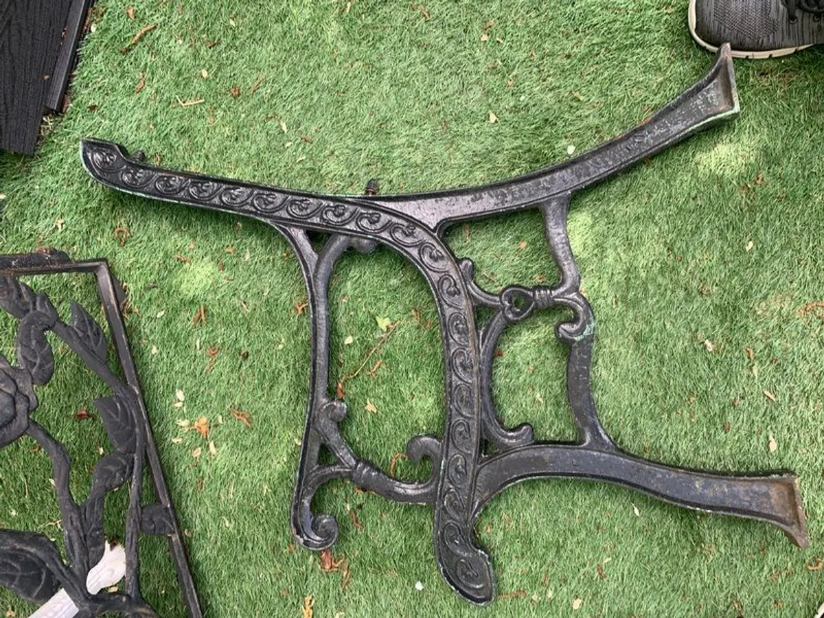 Bench ends - Image 4