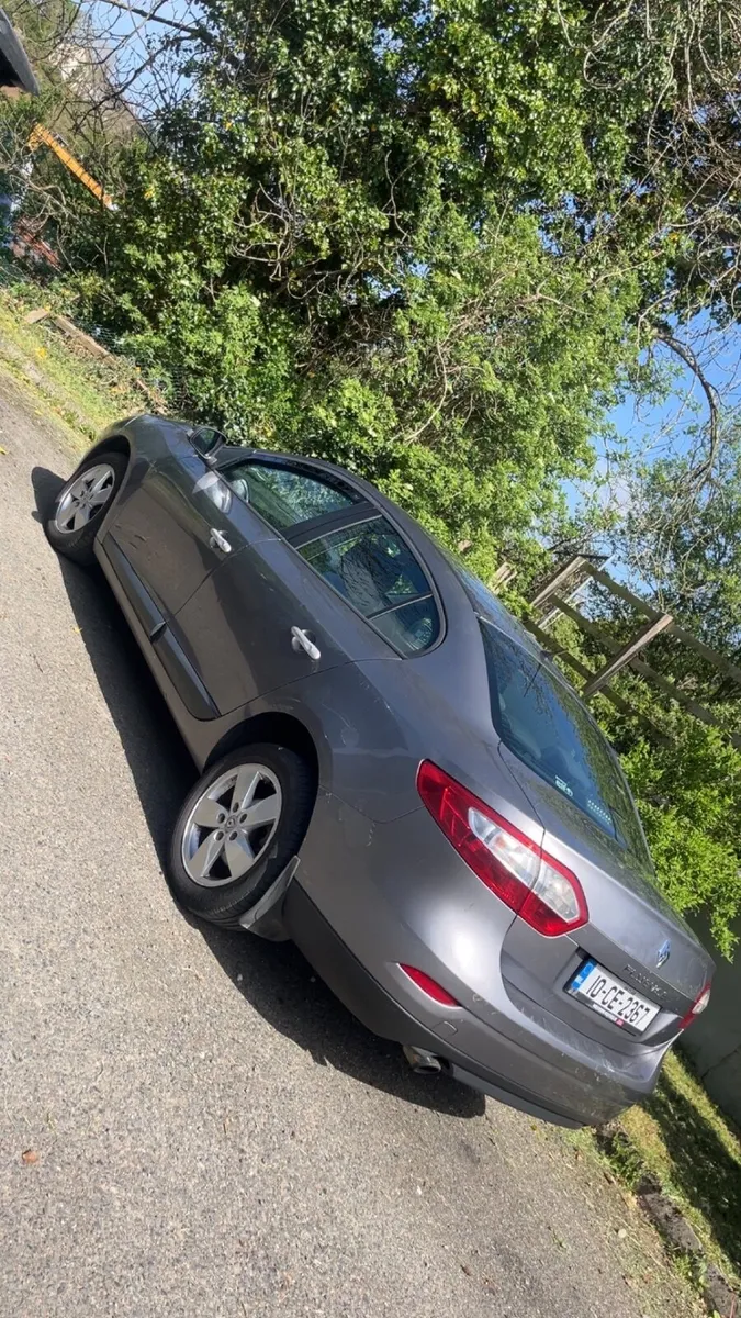 Renault Fluence 2010 - Image 1