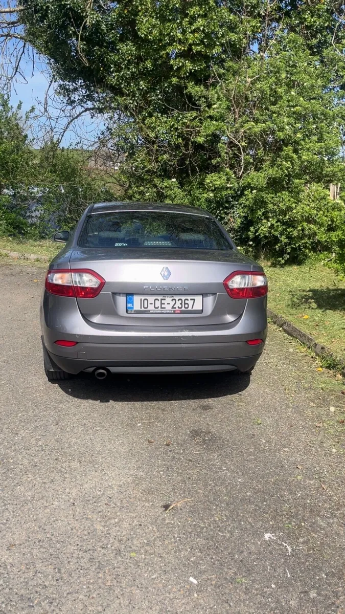 Renault Fluence 2010 - Image 4