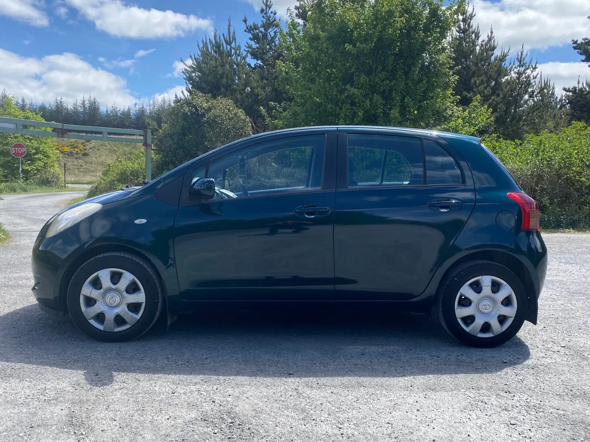 TOYOTA  YARIS  1LTR  IMACULATE - Image 2