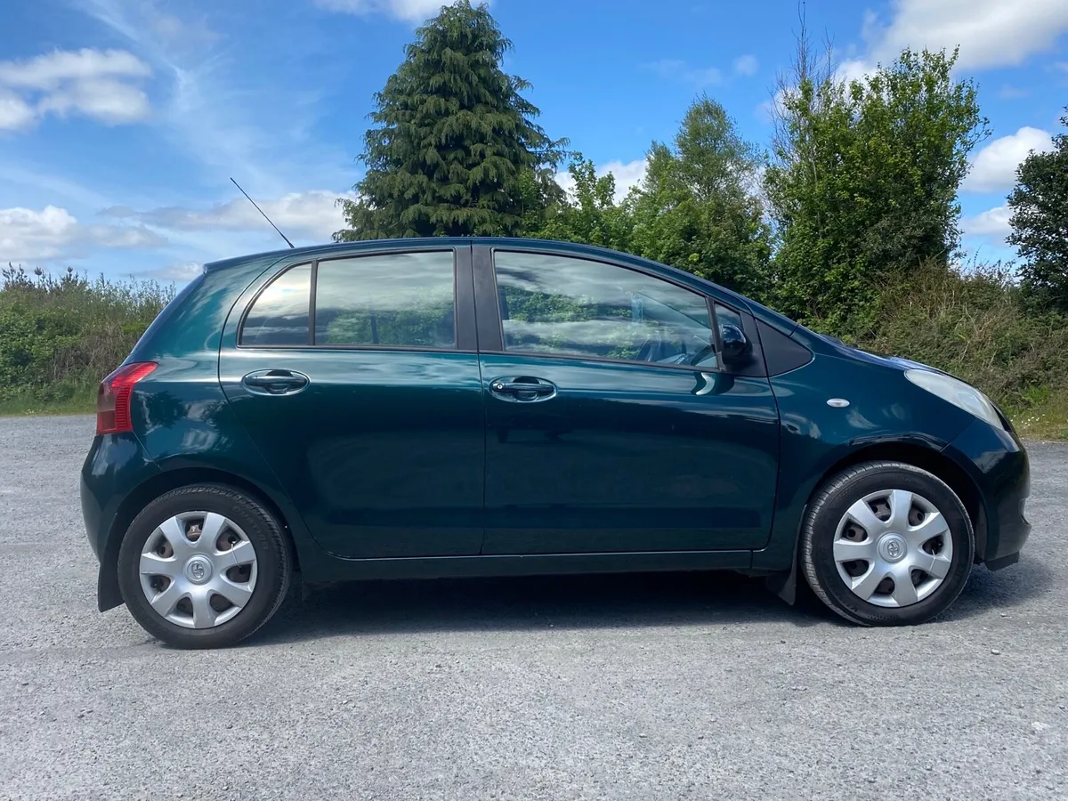 TOYOTA  YARIS  1LTR  IMACULATE - Image 1