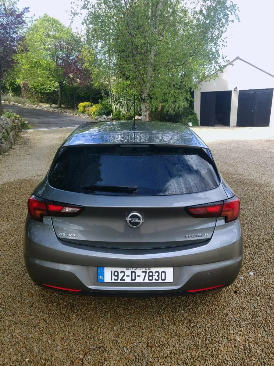 Opel Astra 120 Years 1.6cdti 110PS 5DR - Image 3