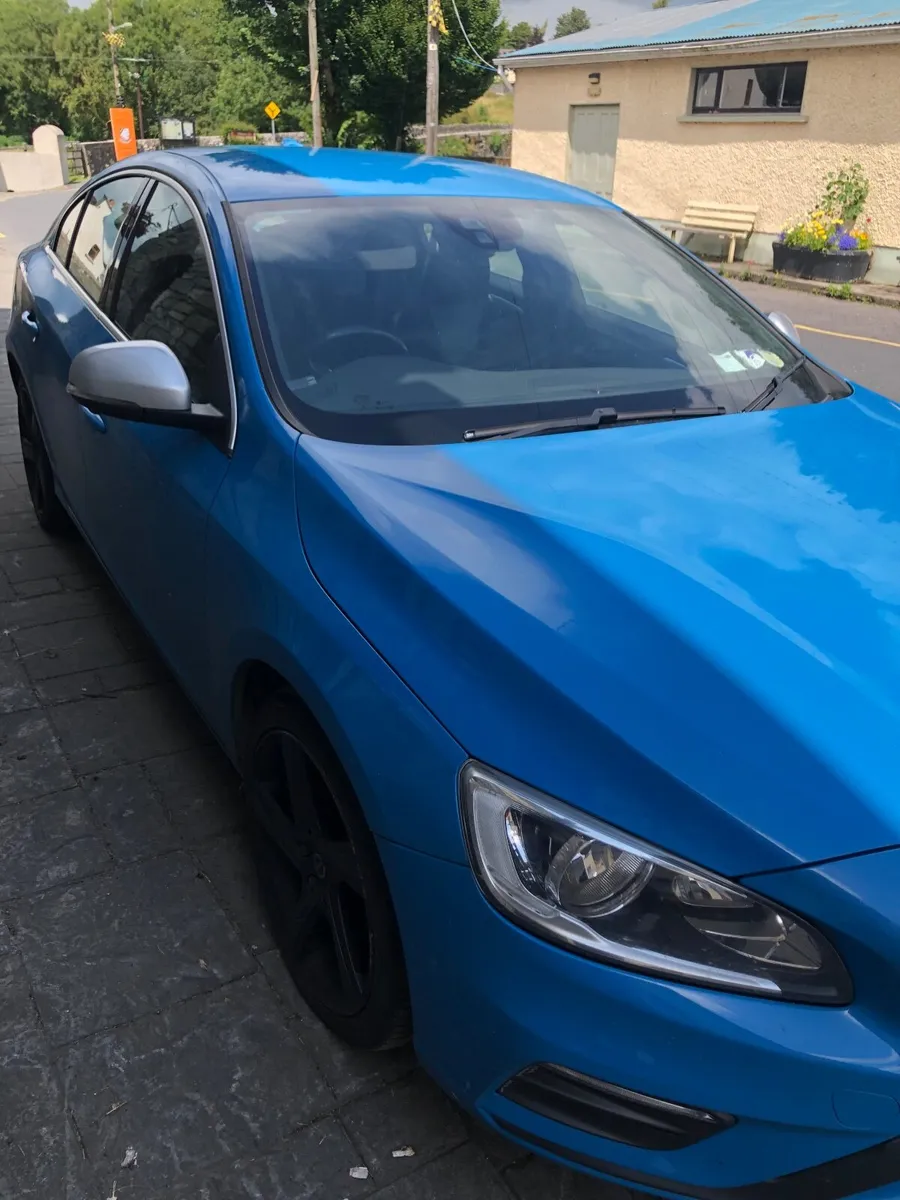 Volvo S60 2015 - Image 1