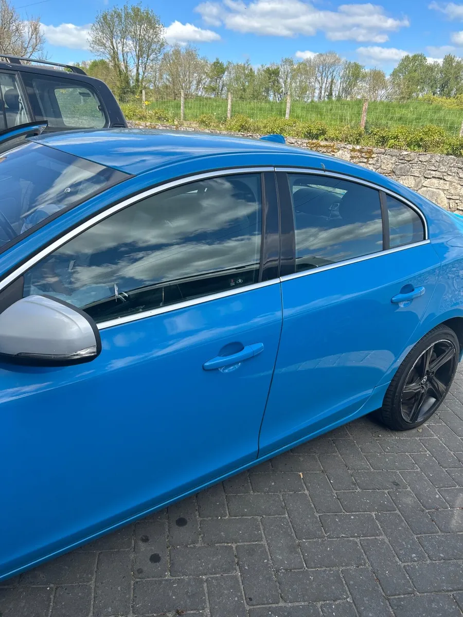 Volvo S60 2015 - Image 3