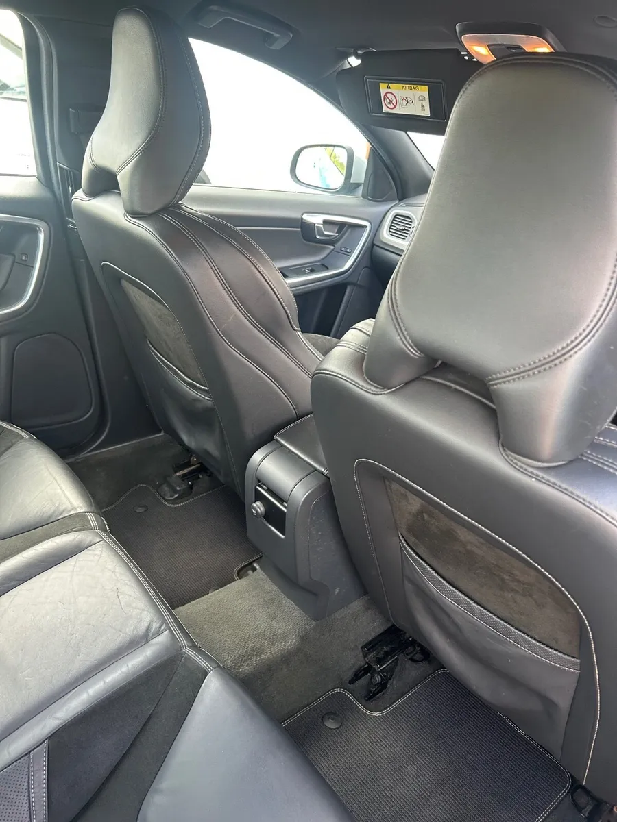 Volvo S60 2015 - Image 4