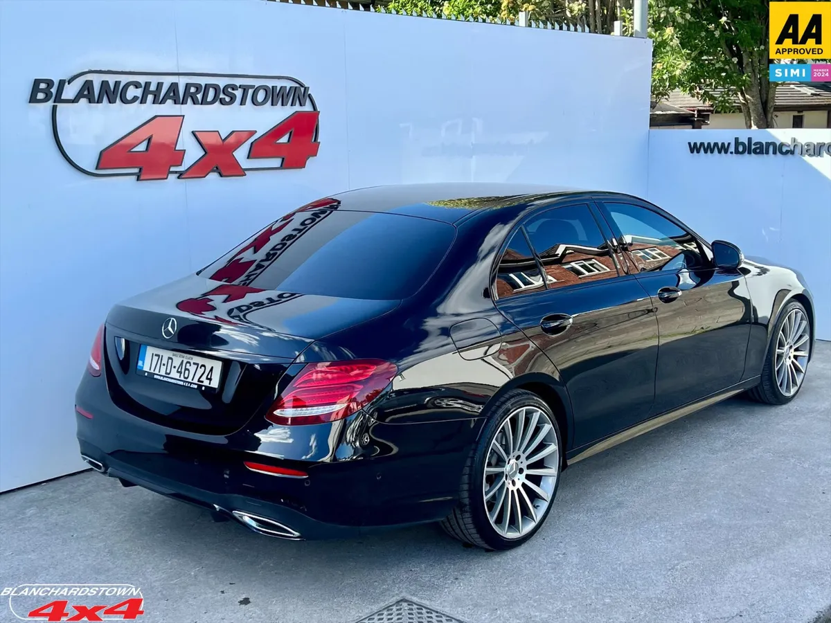 MERCEDES BENZ E220D AMG LINE NIGHT EDITION - Image 2