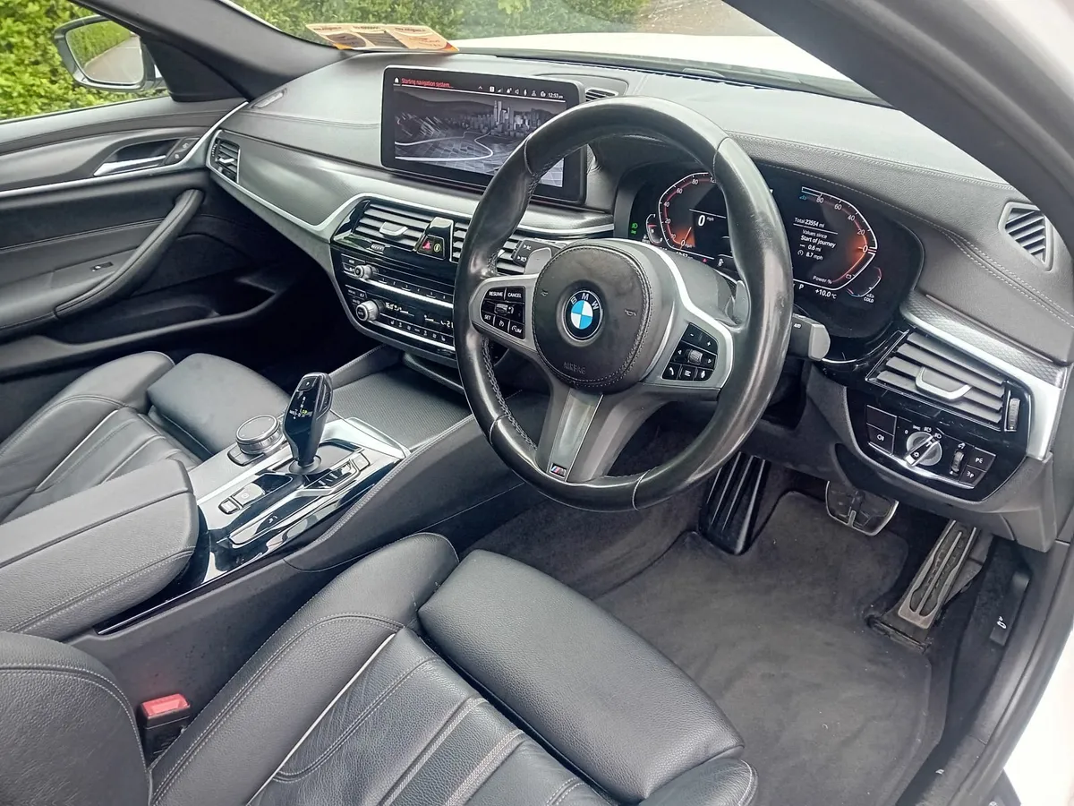 BMW 5-Series 2022 - Image 4
