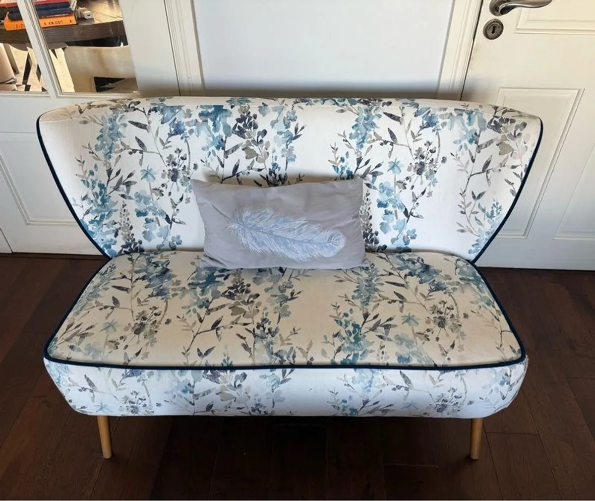Two Seater with footstool - Image 2
