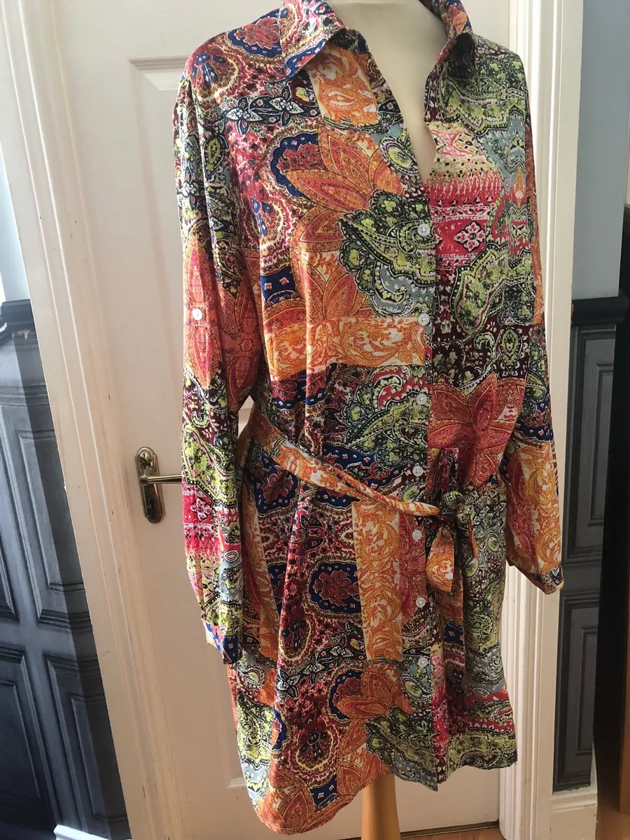 Ladies dress - Image 2