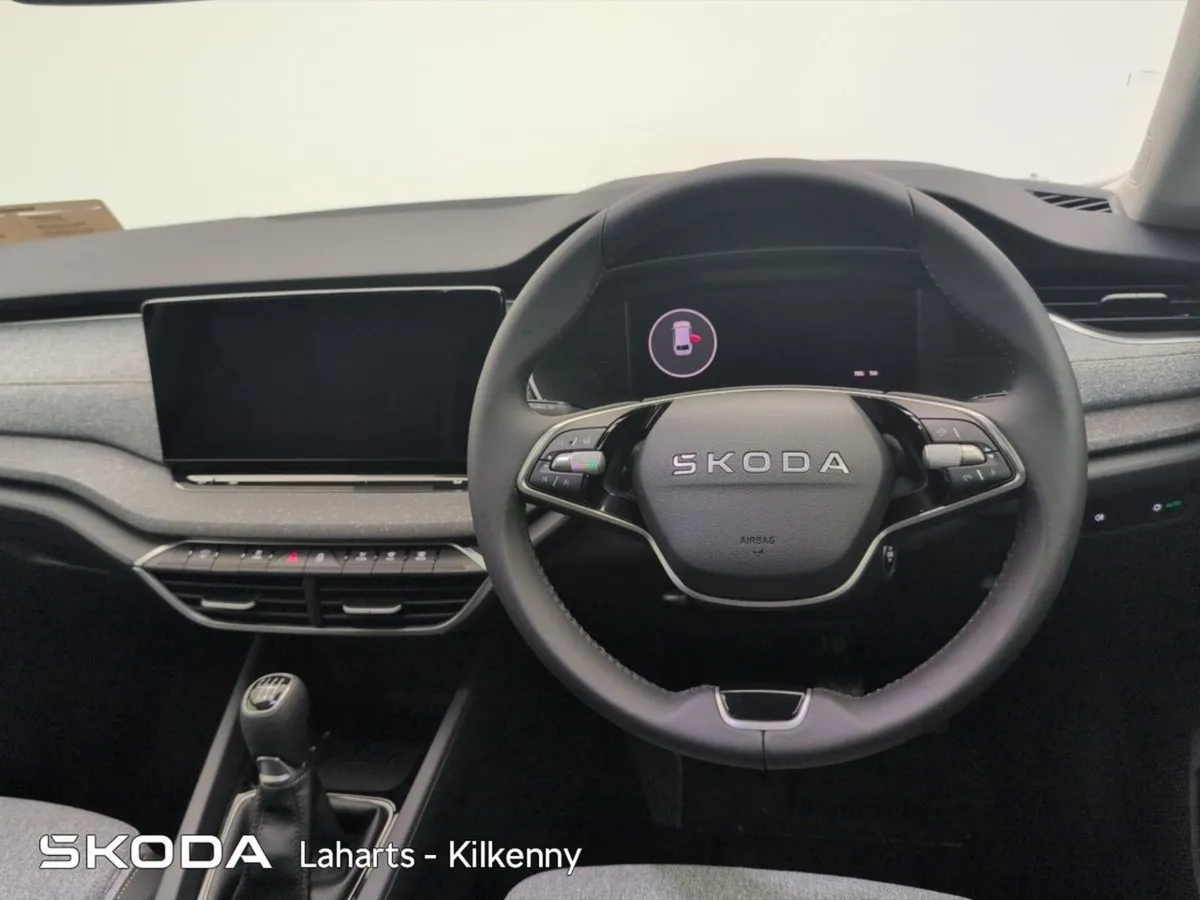 Skoda Octavia Combi Selection  2.0tdi 115HP - Image 3
