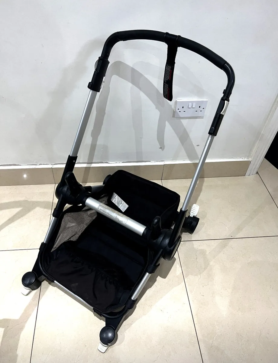 Bugaboo replacement chassis in swords - Image 2