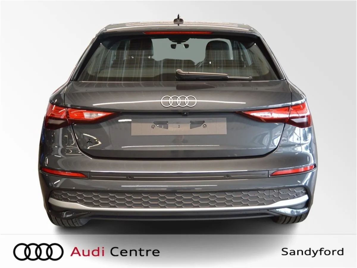 Audi A3 SB 30 Tfsi 115HP SE - Image 4