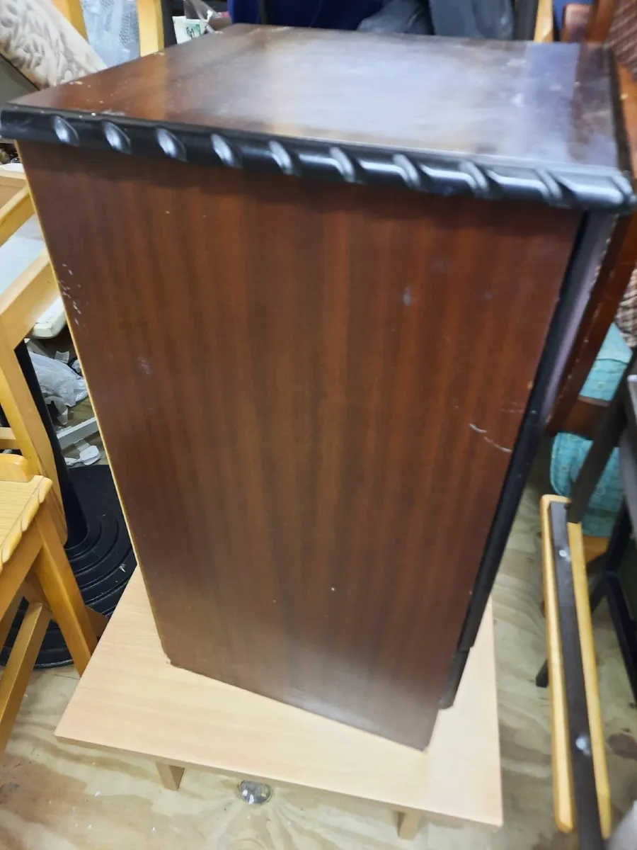 TV cabinet - Image 2