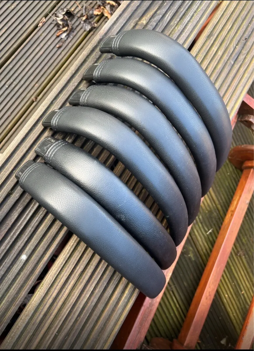 Bugaboo cameleon and Donkey Bumper Bars in swords - Image 2