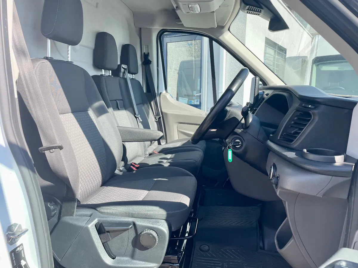 Ford Transit L3H2 350 Trend 2.0TDCI 170PS LWB,2022 - Image 4