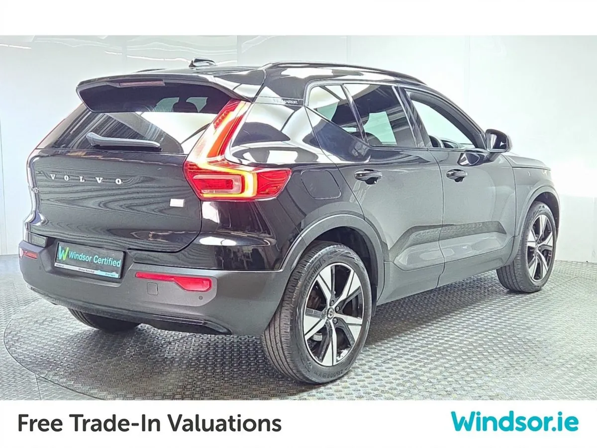 Volvo XC40 R-design T4 Recharge Phev - Image 3