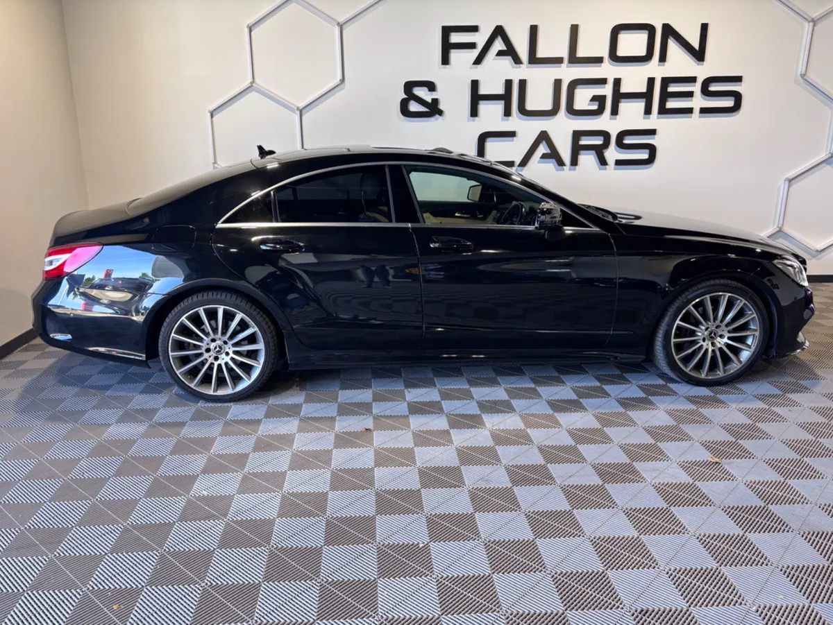 MERCEDES CLS 220D AMG LINE PREMIUM // SUNROOF - Image 4