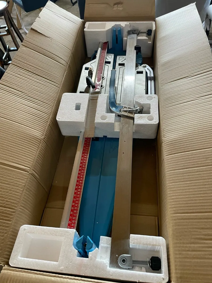 Brand New 95cm Tile Cutter - Image 2