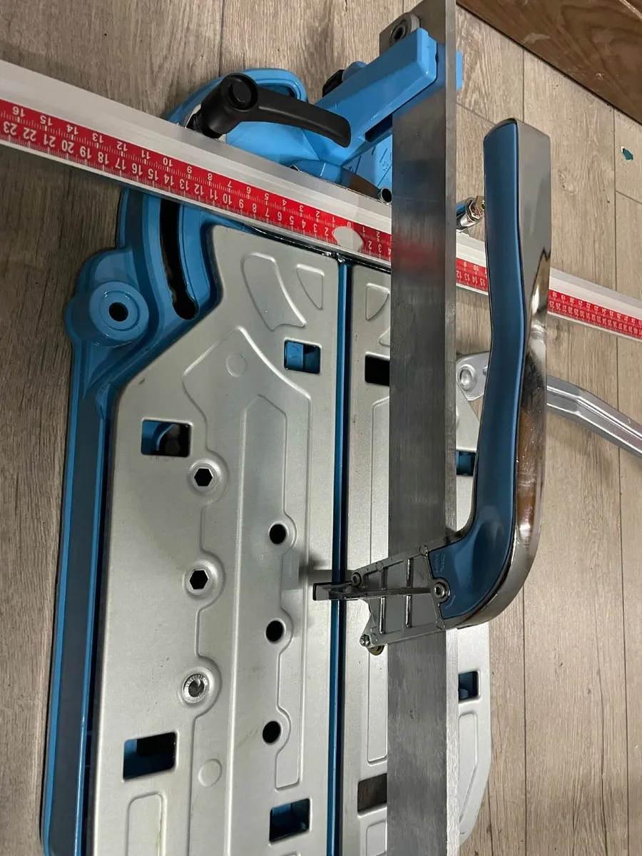 Brand New 95cm Tile Cutter - Image 4