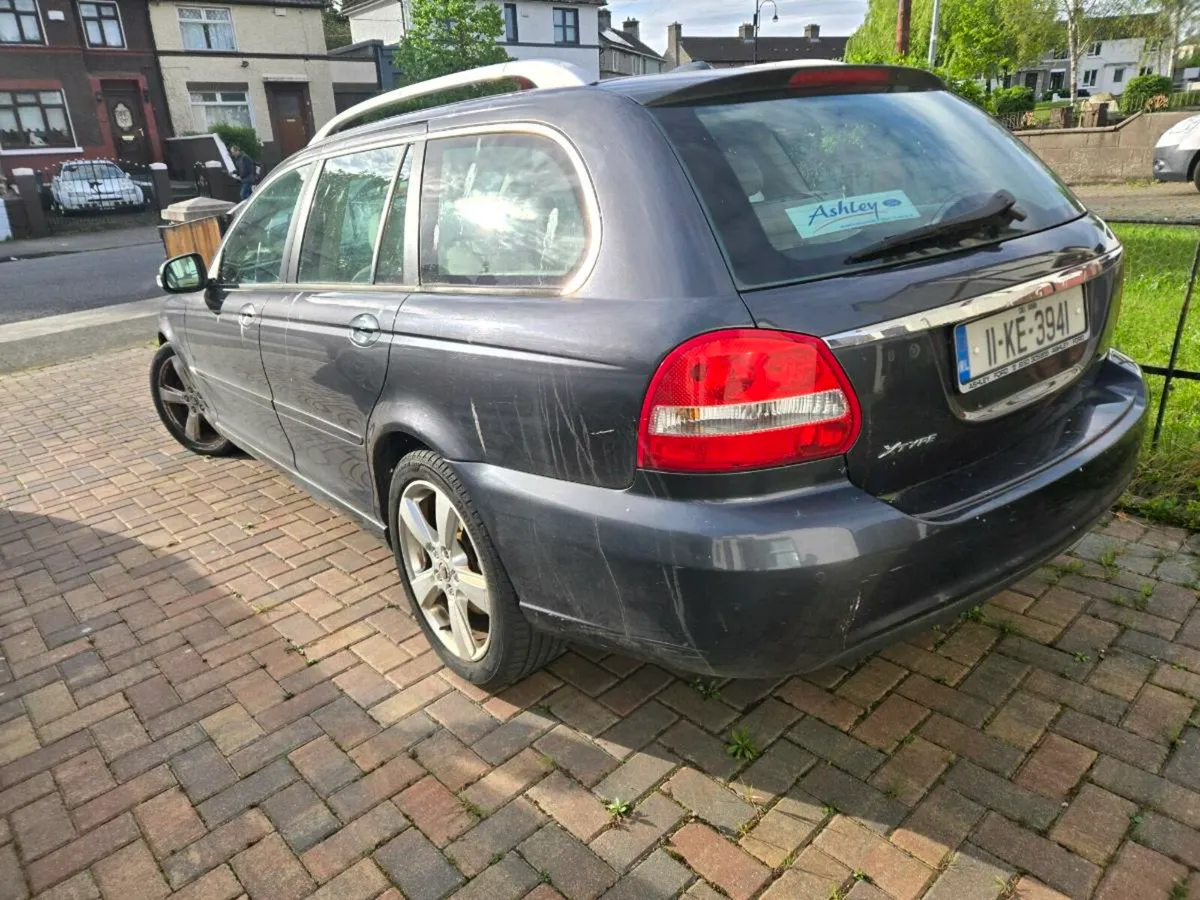 Jaguar X-Type - Image 2