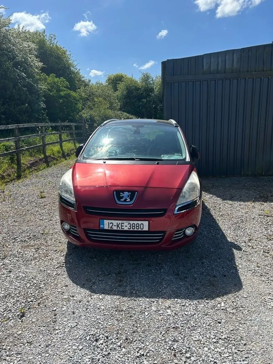 2012 Peugeot 5008 - Image 1
