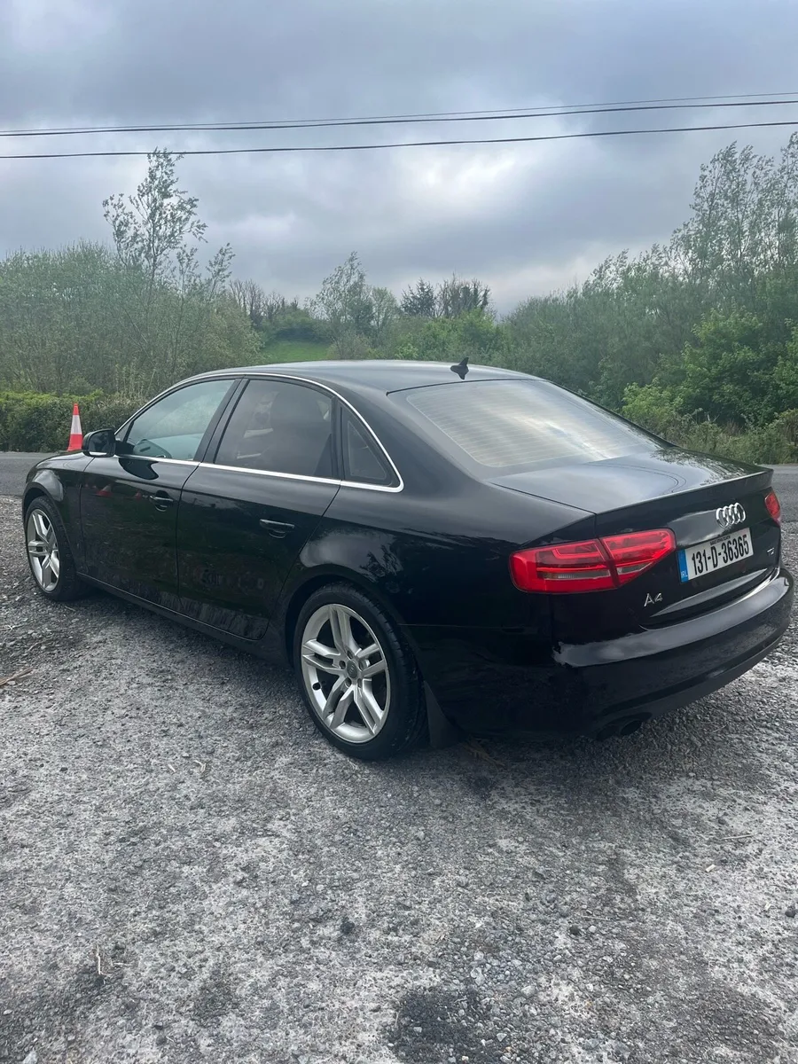 2013 Audi a4 - Image 2