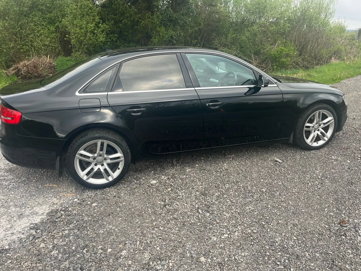 2013 Audi a4 - Image 4