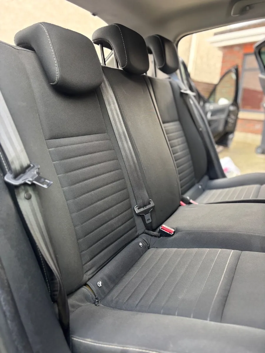 Renault Megane 2015 - Image 2