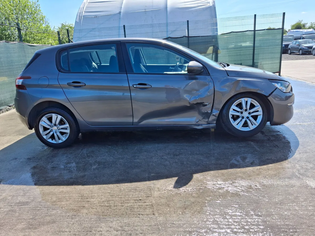 162 Peugeot 308  1.6 Diesel - Image 4