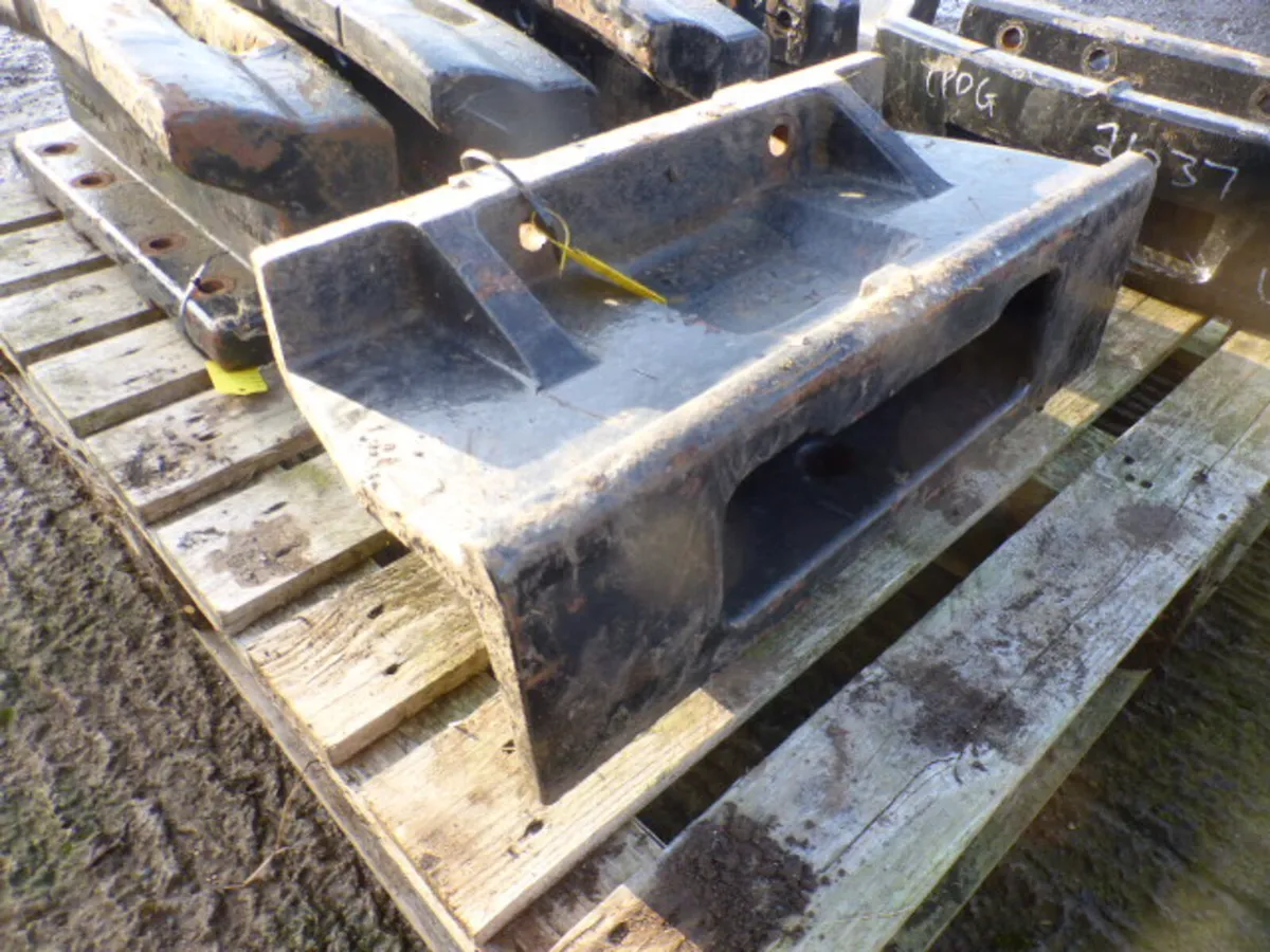 New Holland Fiat Weight Block Carrier - Image 1