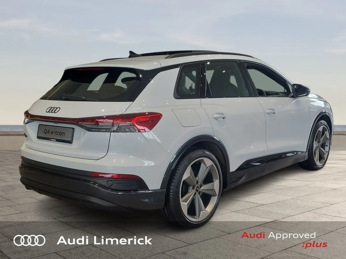 Audi Q4 E-tron S Line 45 Black Edition - Image 4