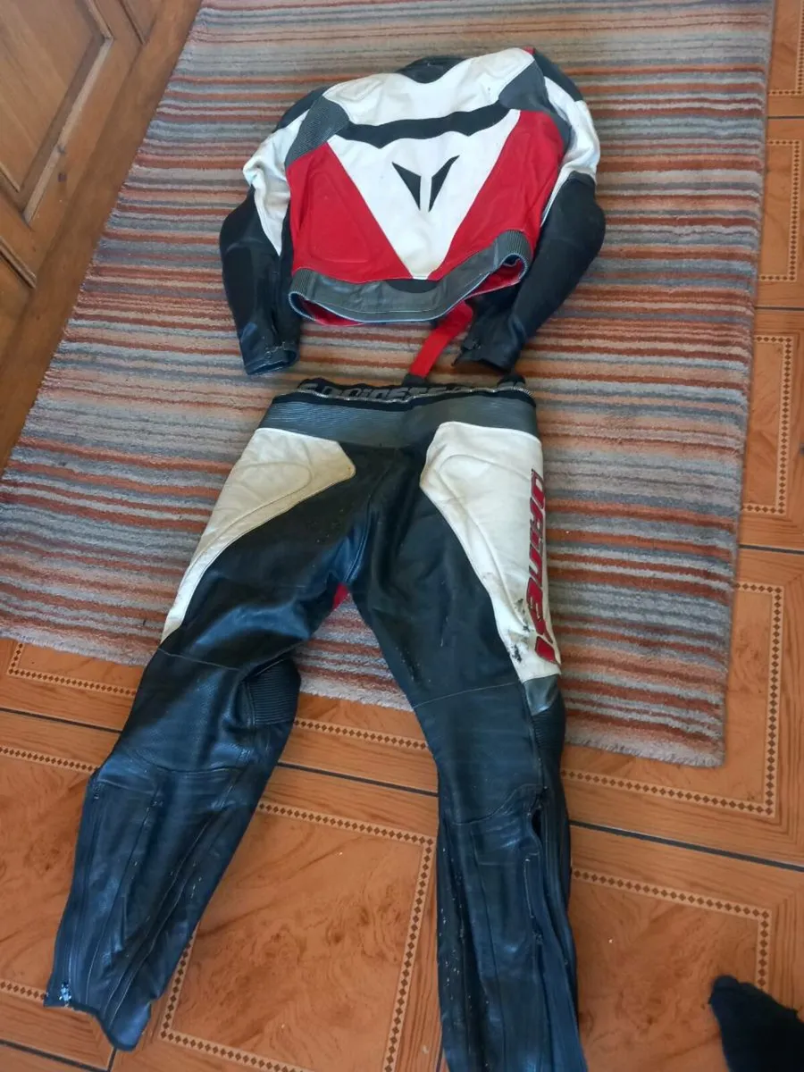 Dainese leather 2 piece suit - Image 1