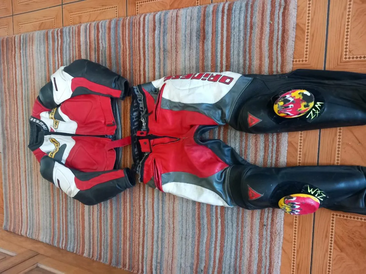 Dainese leather 2 piece suit - Image 2
