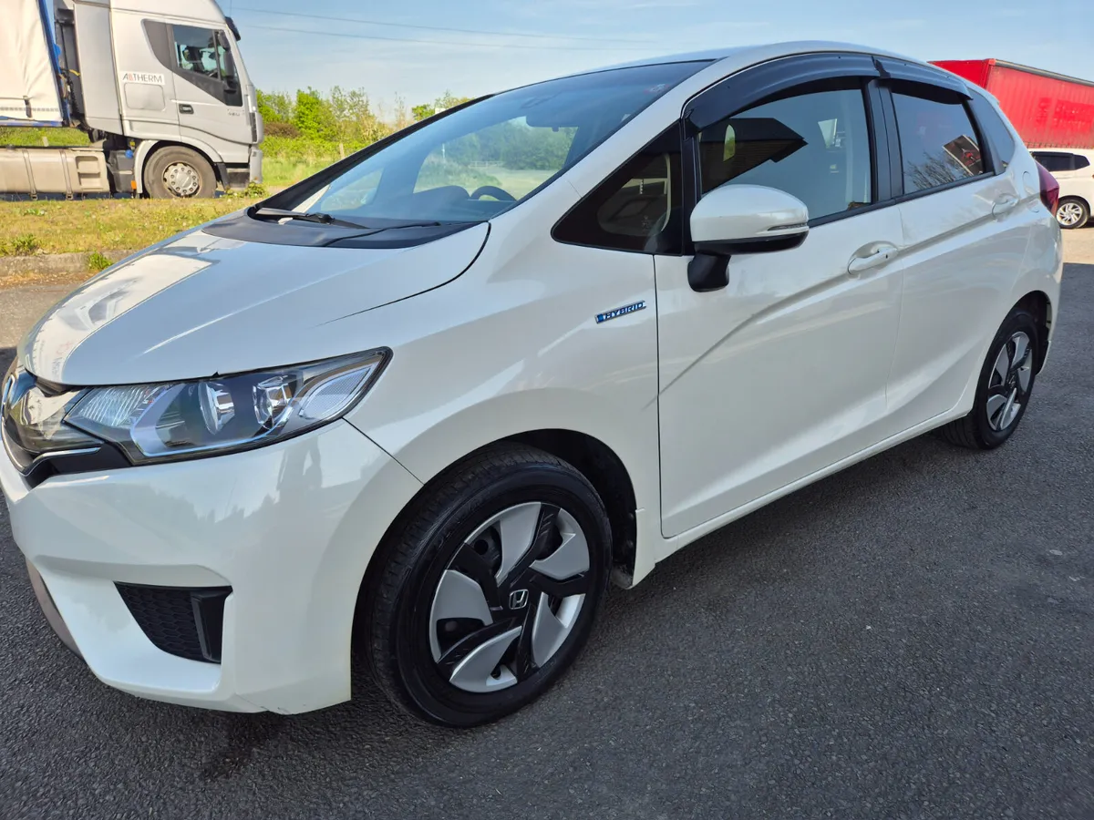 HONDA FIT HYBRID 2013 - Image 3
