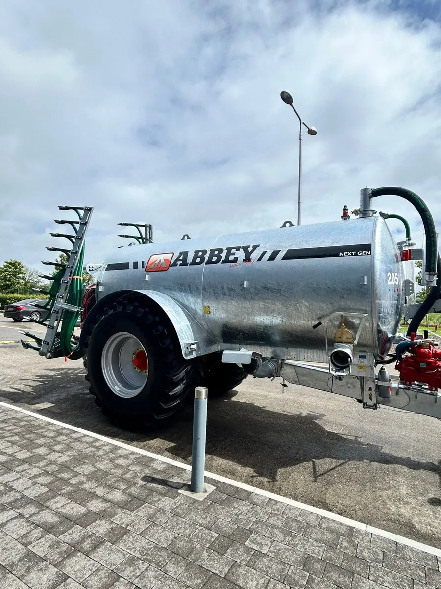 New Abbey 1650 & 2050 Galvanised Tanks - Image 2