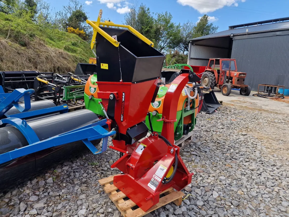 New Wood Chipper - Image 1